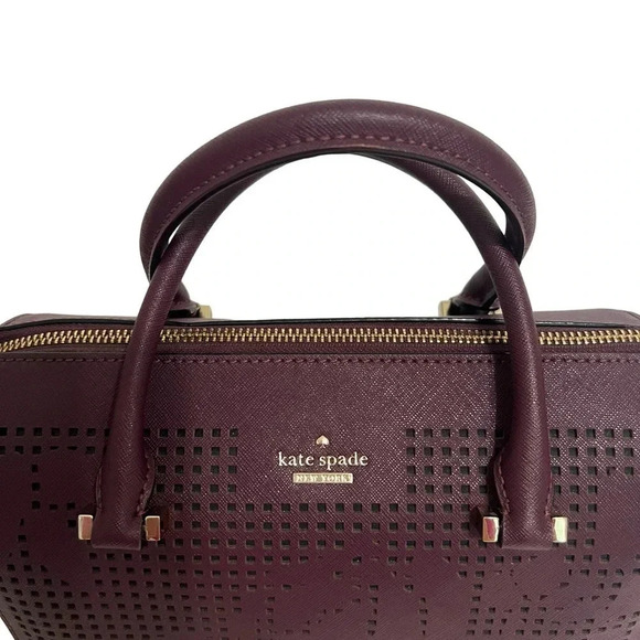 Kate Spade Perforated Cameron Street Burgandy Barrel Pocketbook & Billfold - Picture 4 of 16